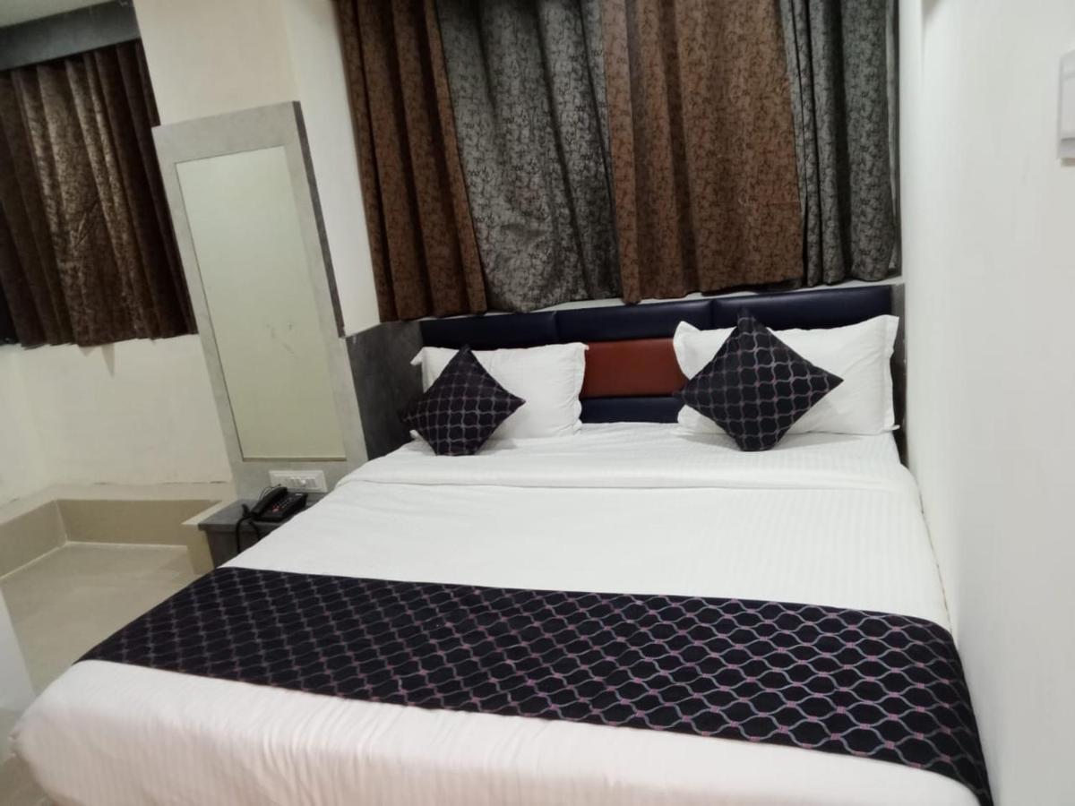 Hotel Rk Villa Вадодара Экстерьер фото