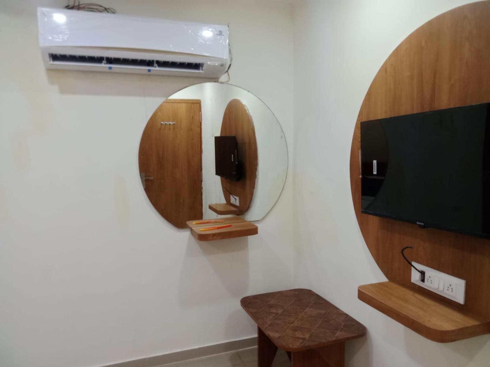 Hotel Rk Villa Вадодара Экстерьер фото