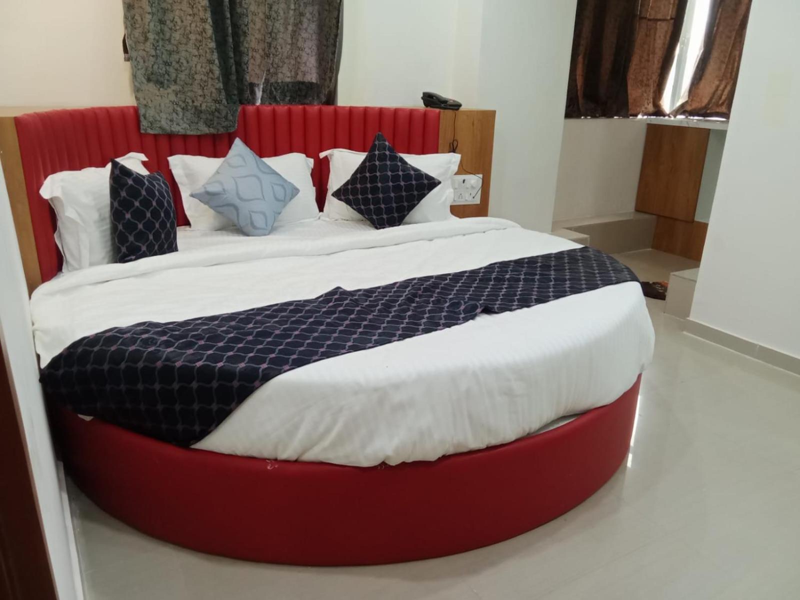 Hotel Rk Villa Вадодара Экстерьер фото